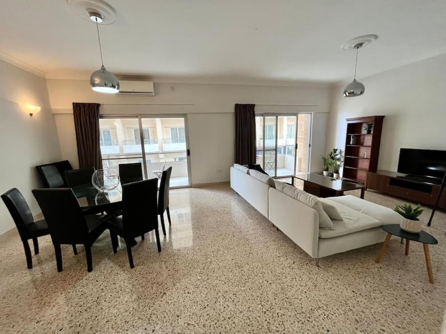 Seaview 3 Bedroom Apartment In Sliema Exterior foto